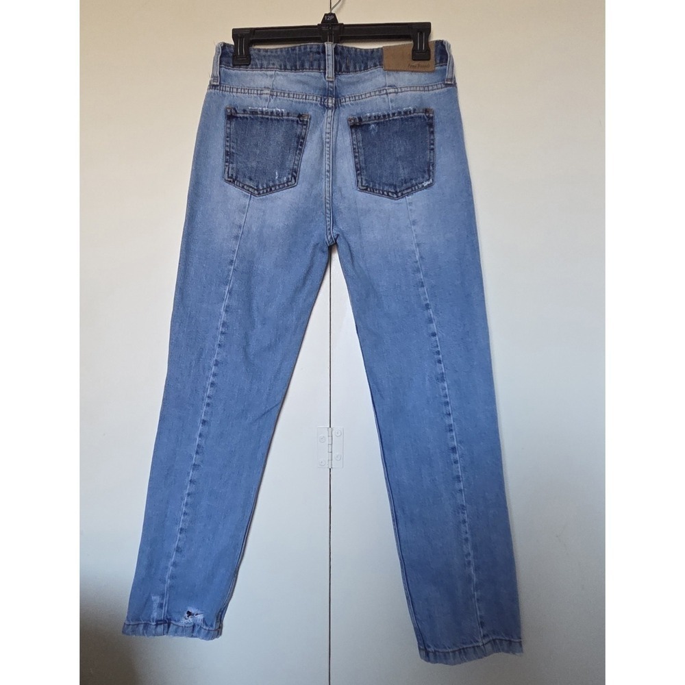 FREE PEOPLE Women's Two-Tone Jeans Distressed Sz 26 Excellent Used Condition - Picture 3 of 4
